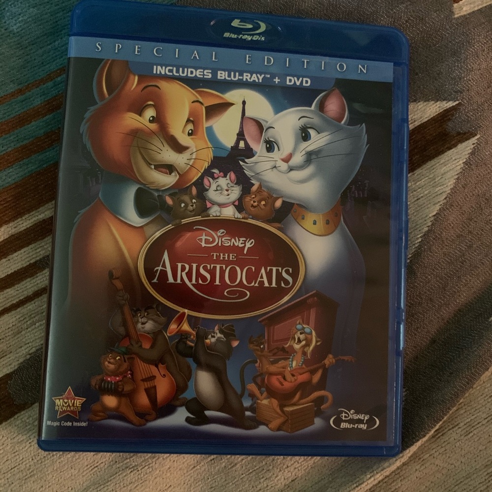 Disney 🐈 Aristocats Blu Ray and case only DVD Cat